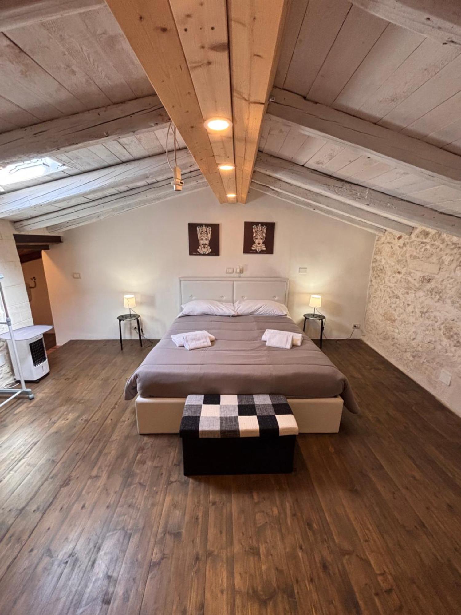 Syracuseapartments Il Mare Di Ortigia Bagian luar foto